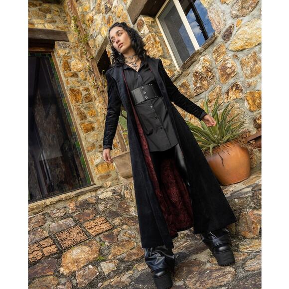 NWT BlackMilk 'Black Cursed Bats' Velvet Goth Tailored Trench Coat Size 18 - Picture 1 of 7